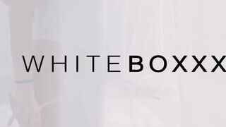 WHITEBOXXX - Stella Flex kinyalva és megkefélve