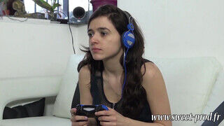 18 éves gamer maca