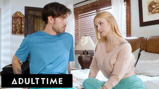 ADULT TIME - Sarah Vandella a gigászi keblű nevelő anya