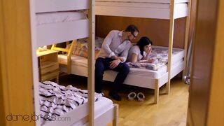 Lady Dee forró zsenge kalandja hardcore akcióval